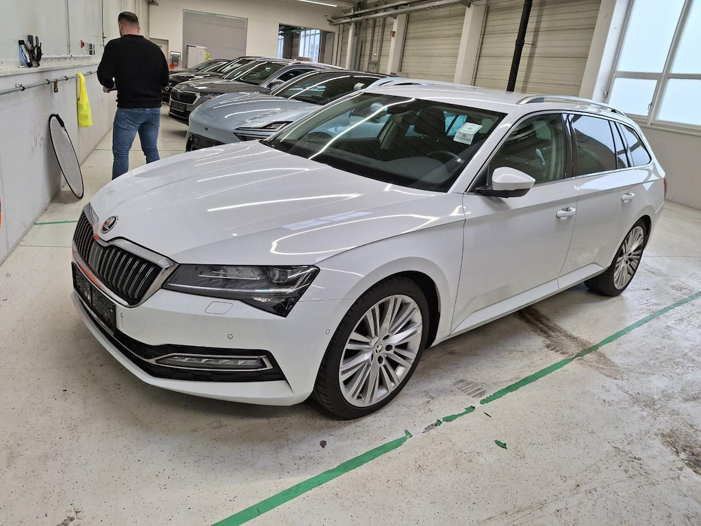Skoda Superb Combi 2,0 TDI Style DSG 140KW